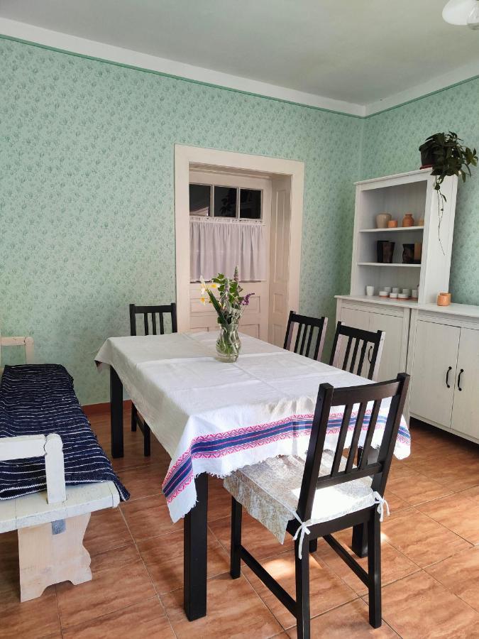 Ethno&Coffee House Tulip Bed & Breakfast Glozan Eksteriør bilde